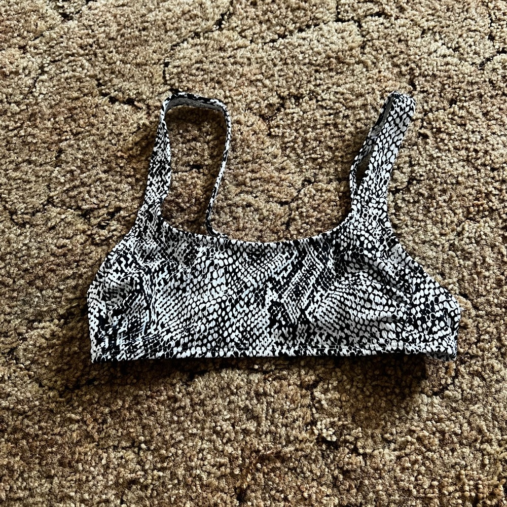 Bathing suit top XS